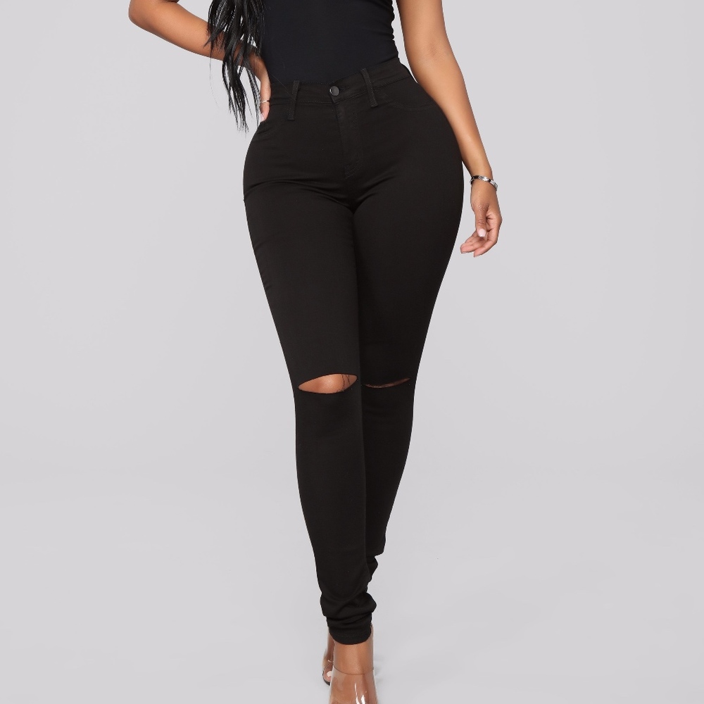 🖤 NWT Fashion Nova Black Canopy Jeans